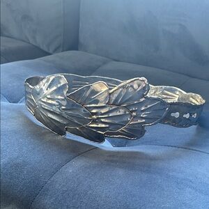 Elegant Silver Leaf Women's Belt